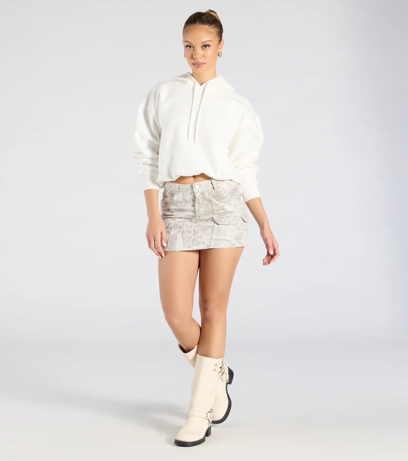 Comfy Mode Cropped Pullover Hoodie