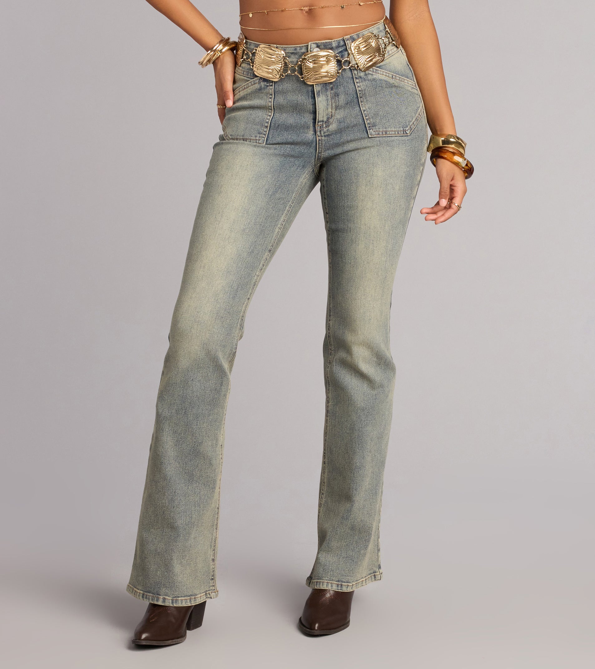 Off Duty Shape Mid-Rise Flare Denim Jeans