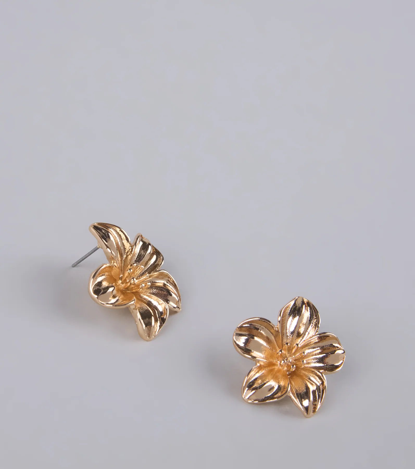 Tropical Elegance Floral Stud Earrings