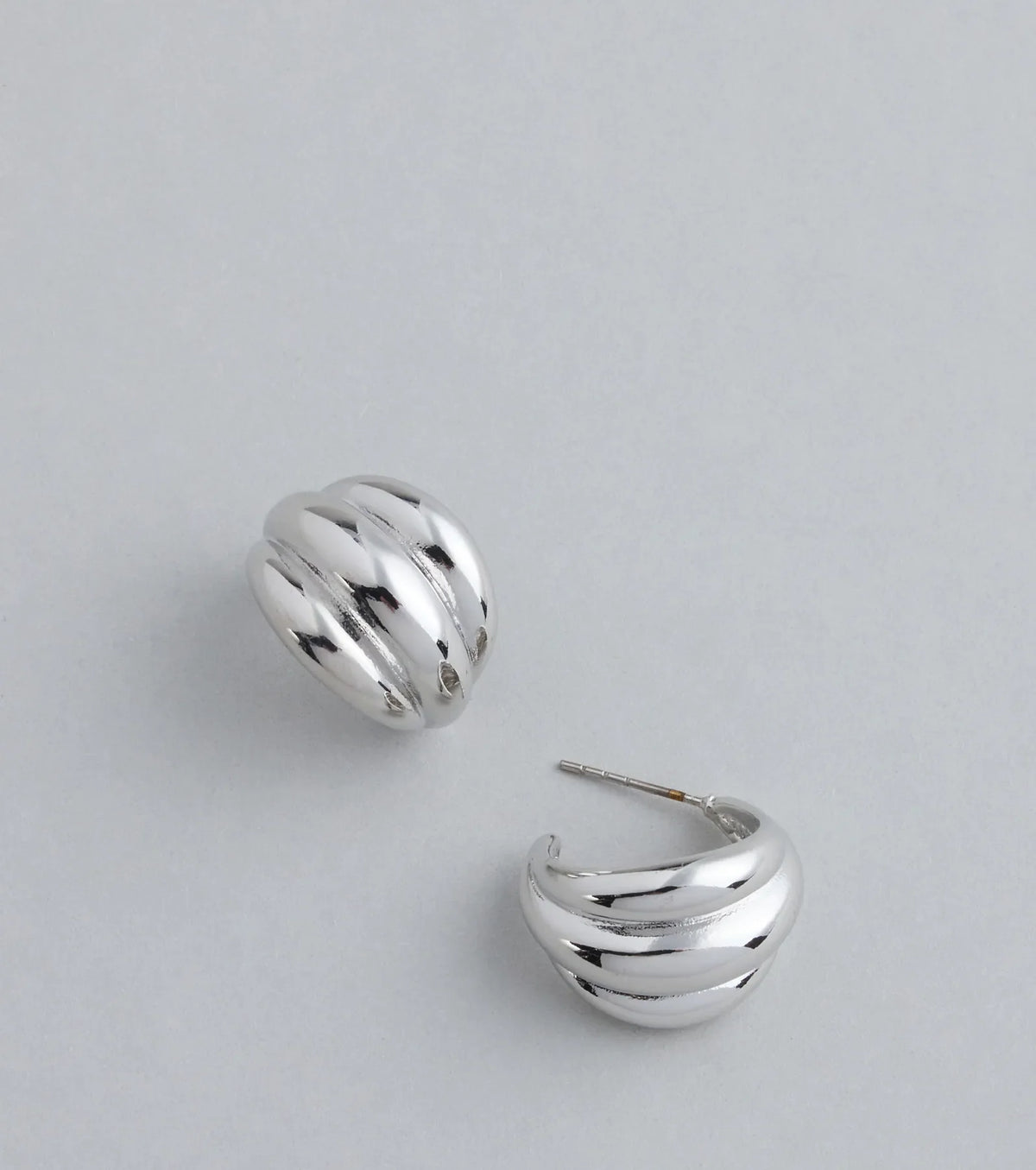 Fine Classics Pleated Hoop Earrings