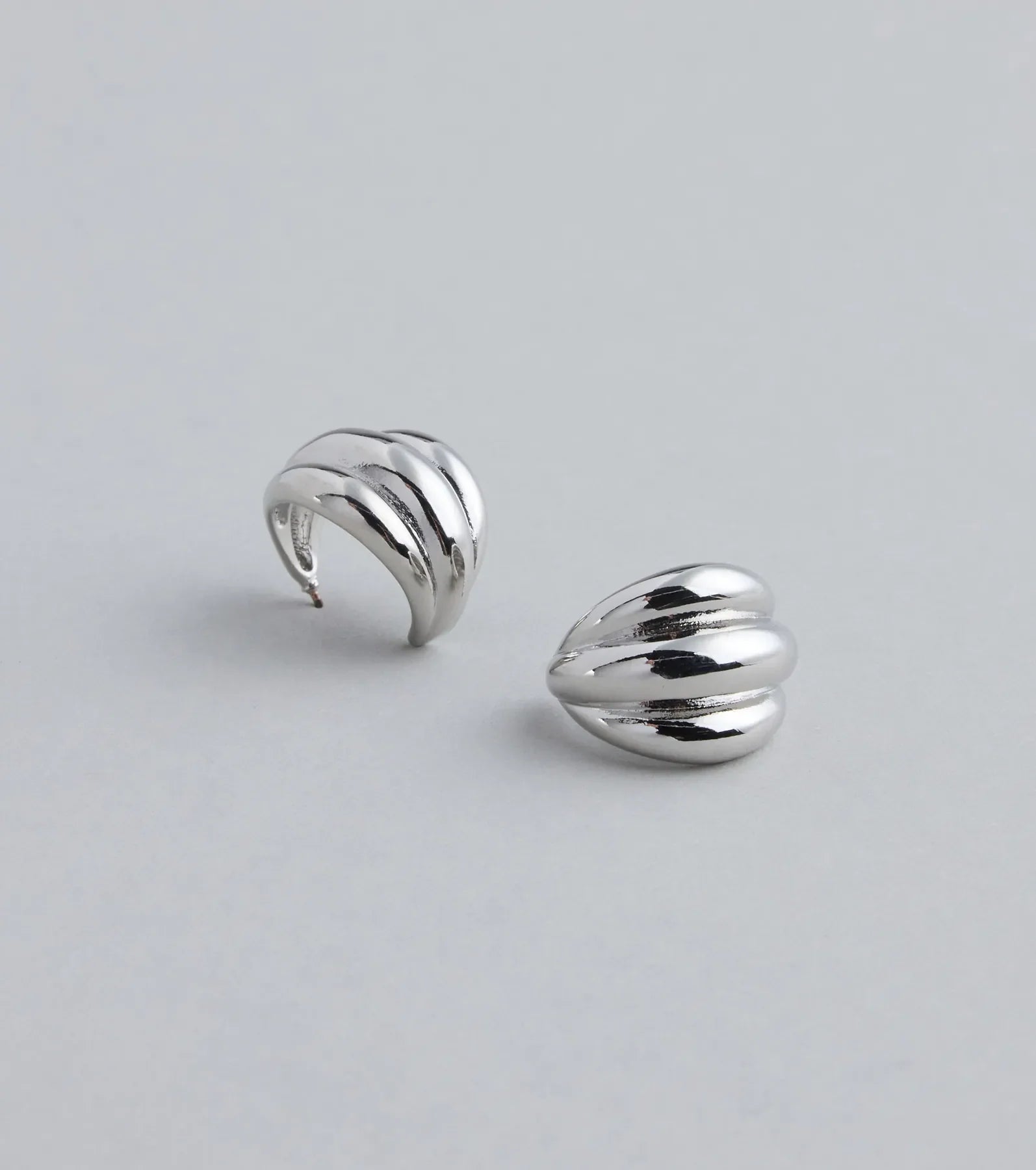 Fine Classics Pleated Hoop Earrings