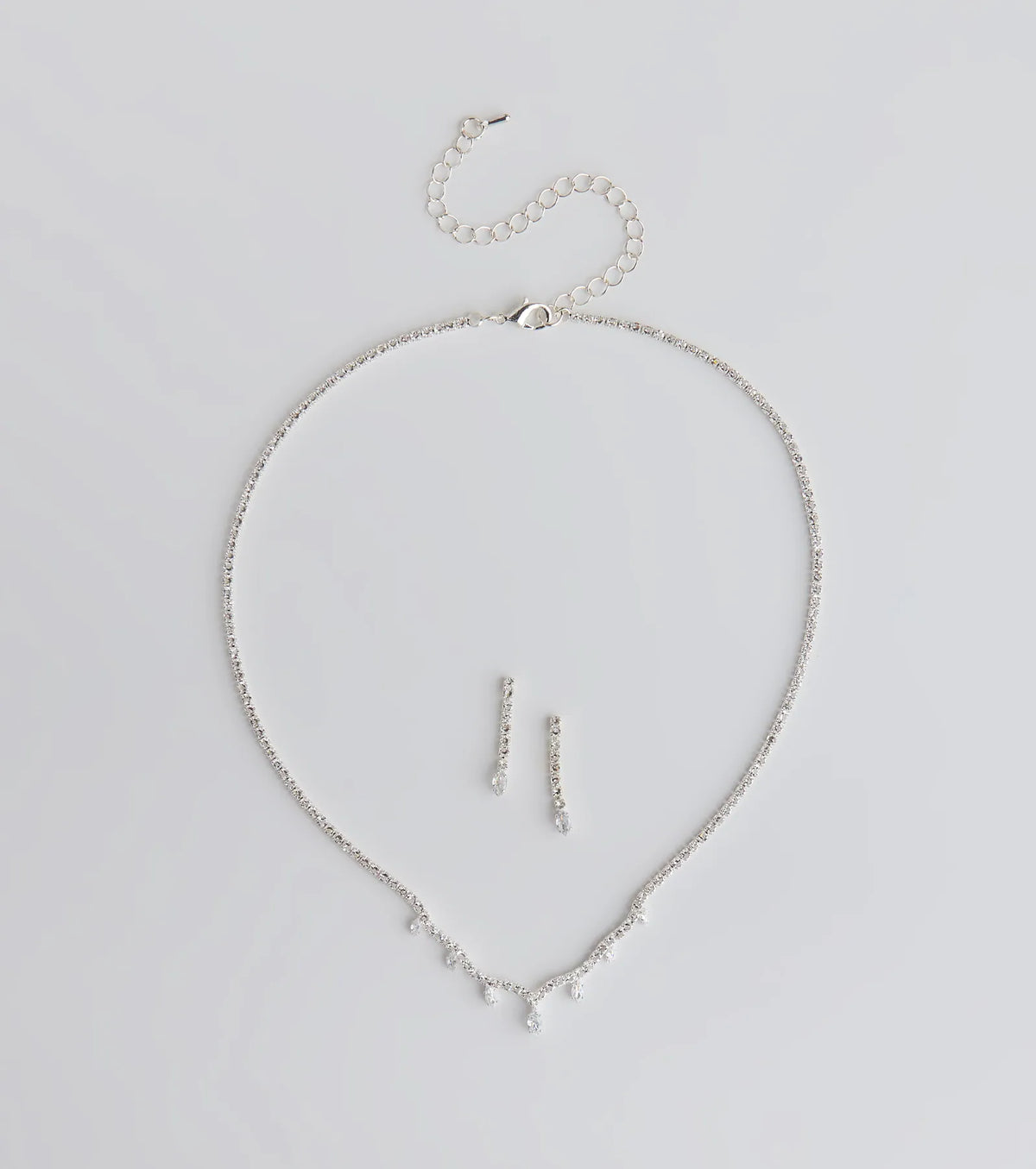 Stunning Pair Necklace And Earrings Set