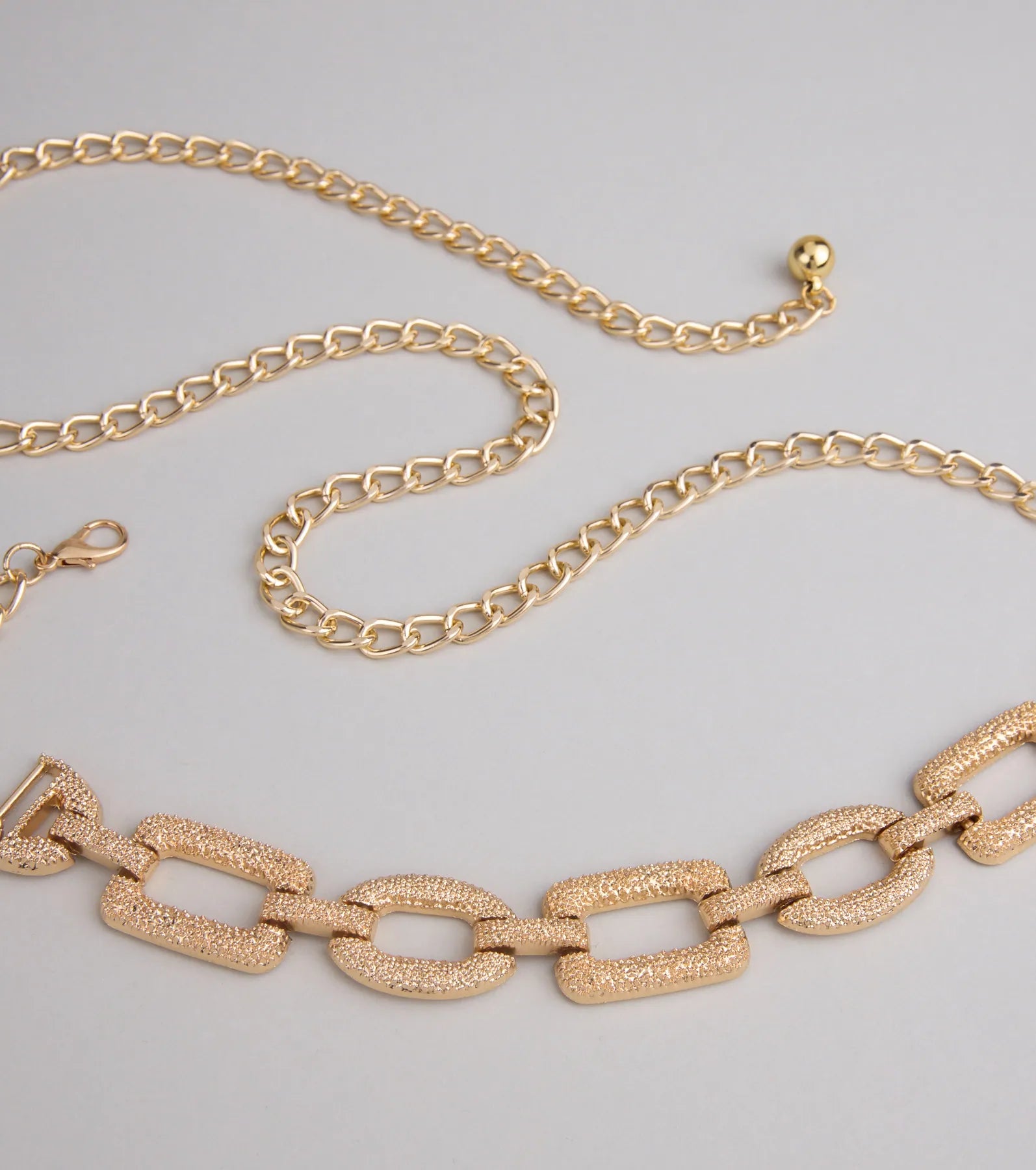 Charming Ways Textured Chain Belt