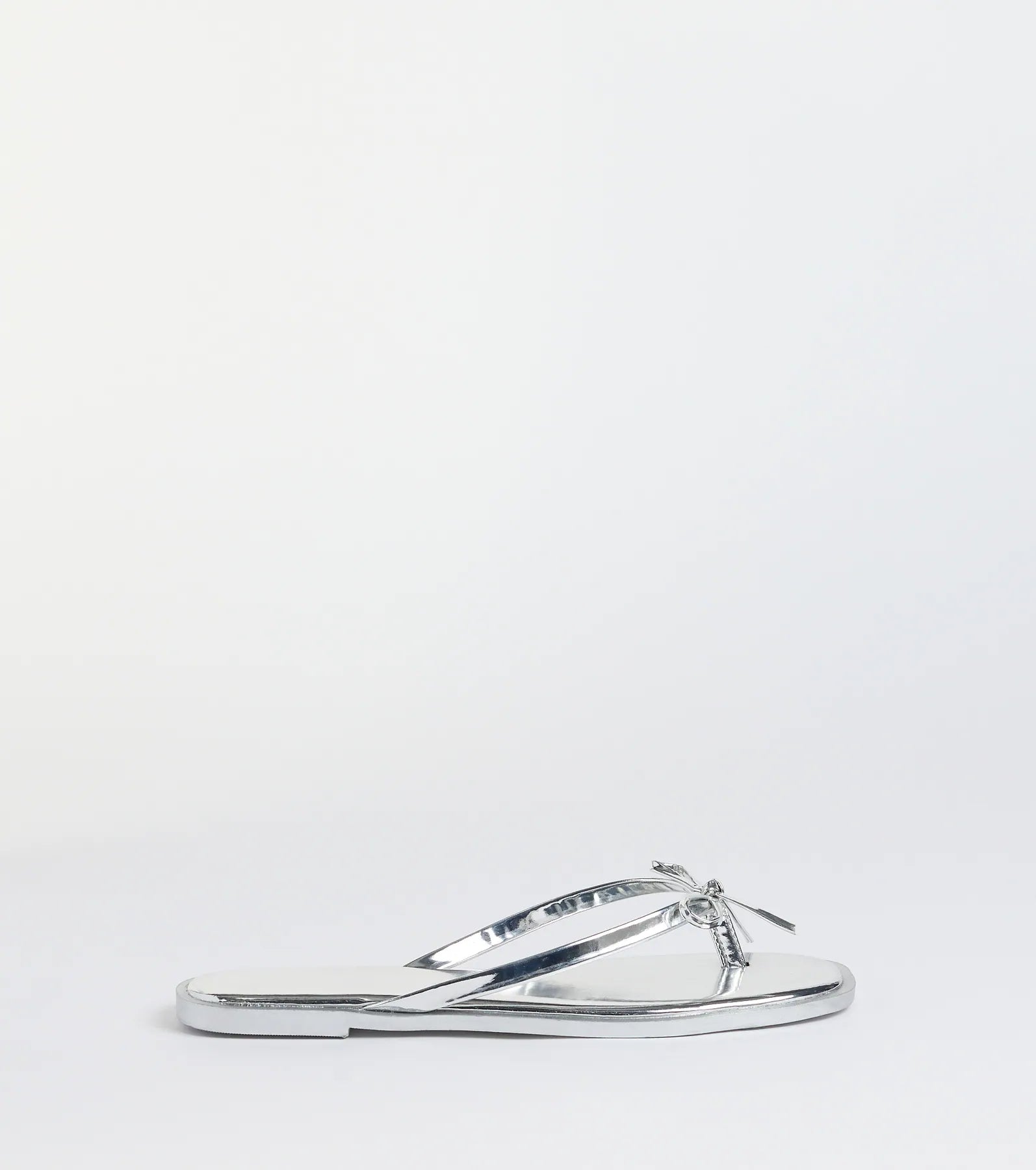 Dainty Looks Bow Thong Sandals