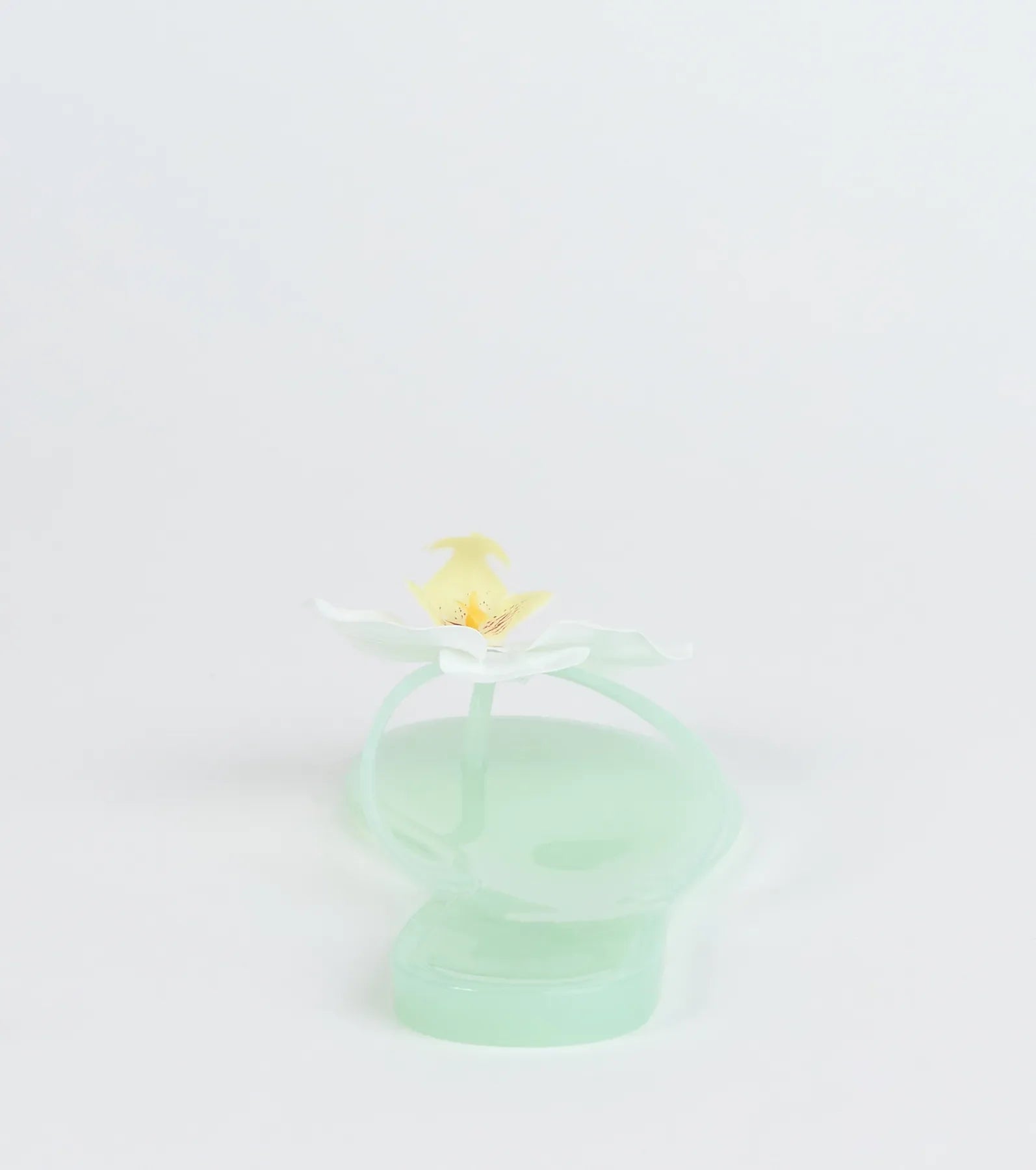 On Vacay Flower Strap Jelly Sandals