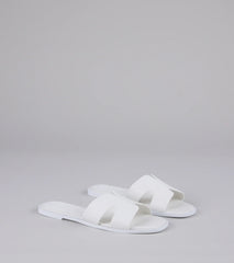 Everyday Chic Cutout Sandals
