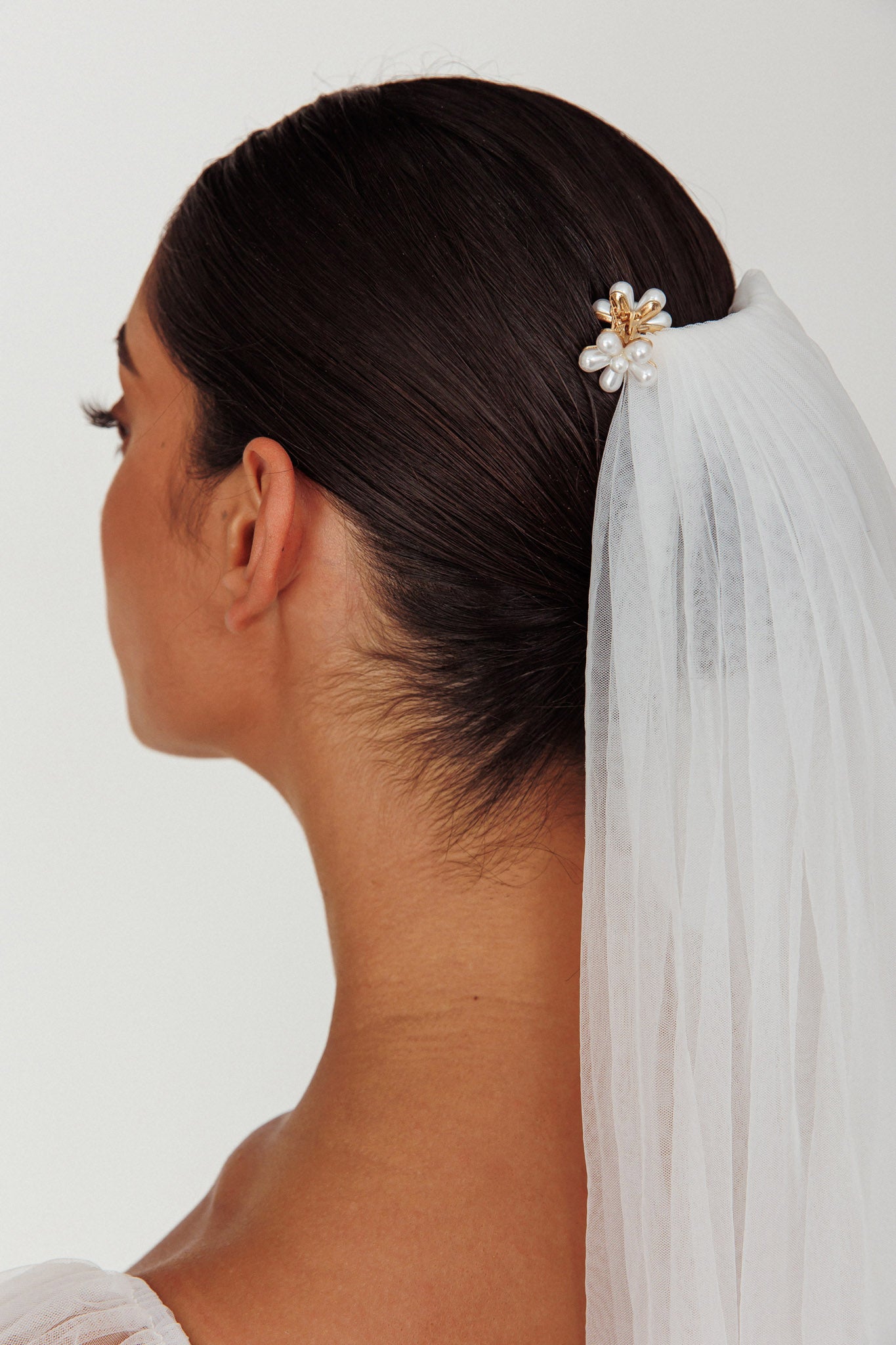 Aurelia Pearl Flower Hairclip Set