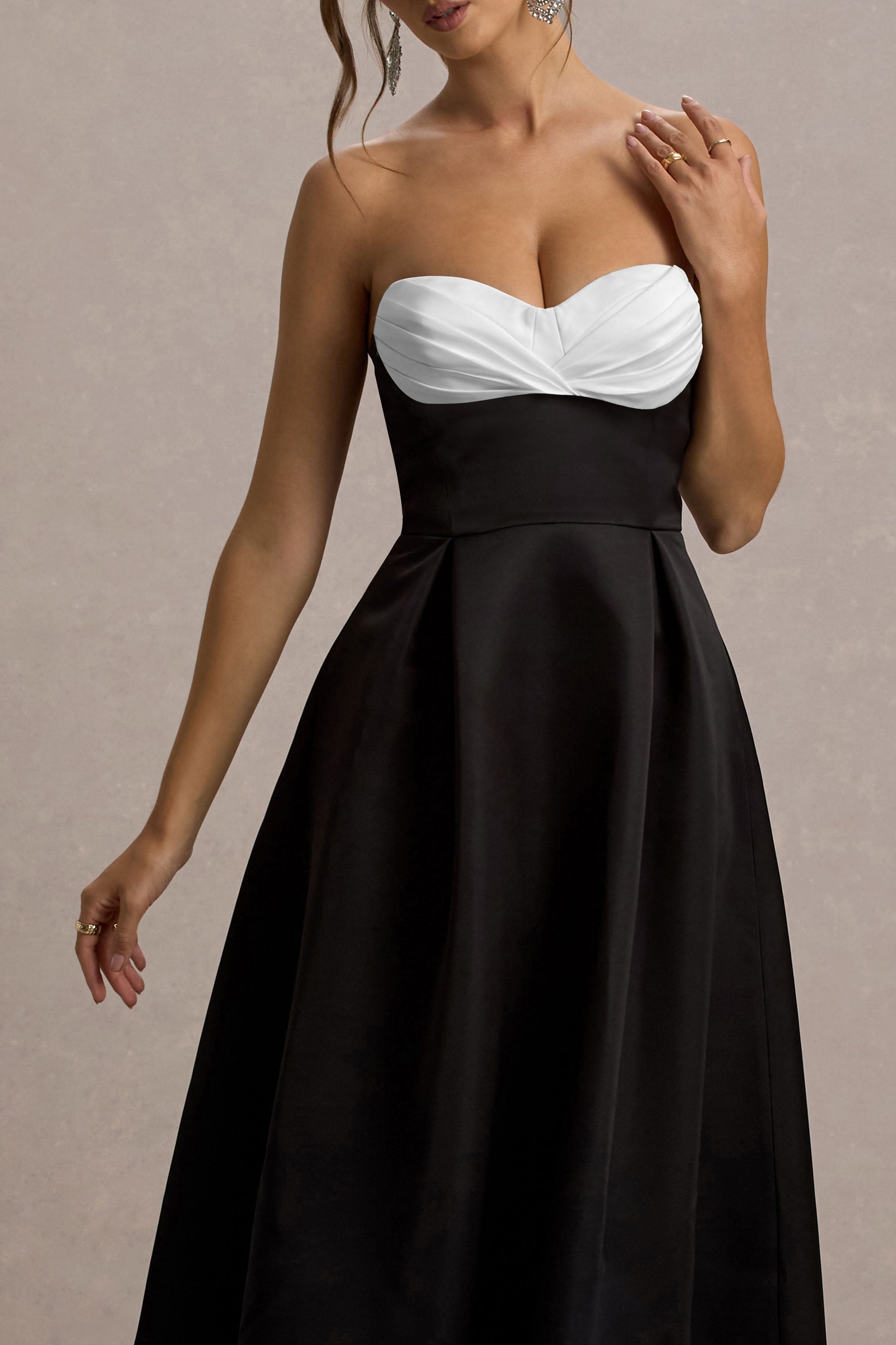 Wintour | Black Satin Sweetheart Midi Dress